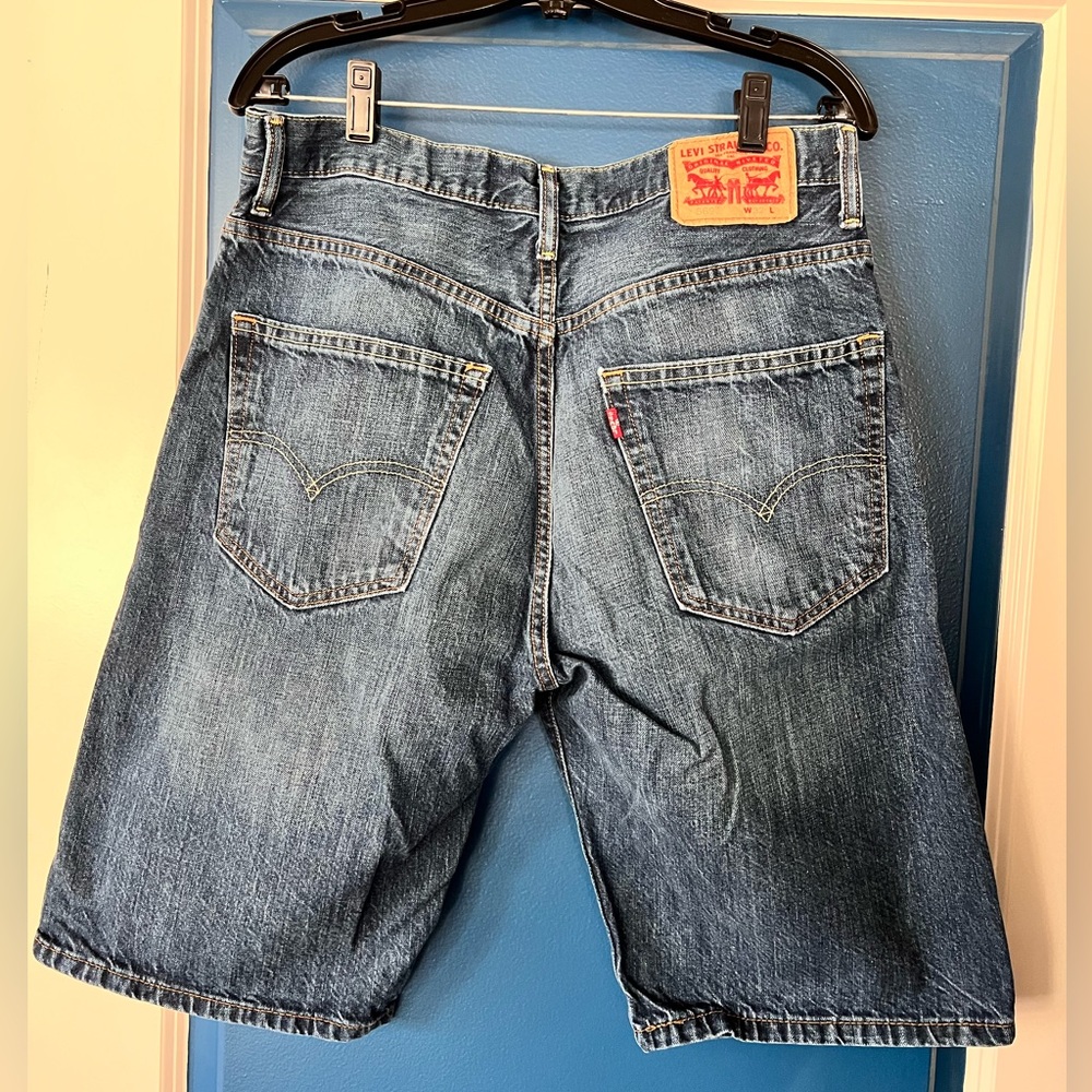 Levi mid length Jean Shorts